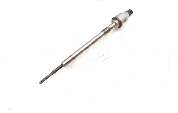 Opel Insignia A Glow plug 55579436 0103010904
