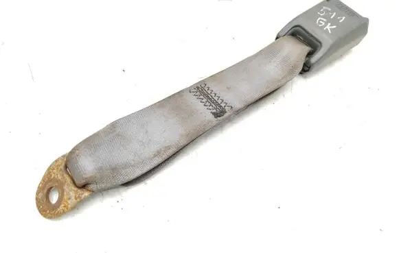 Nissan Pathfinder R50 Rear seatbelt buckle