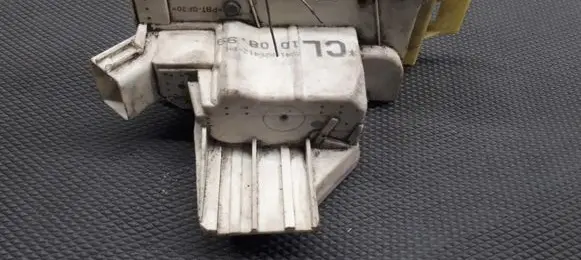 Ford Focus Sliding door lock XS41A26412BH