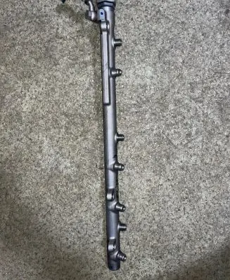BMW 5 E60 E61 Fuel main line pipe 7795514 0445216015