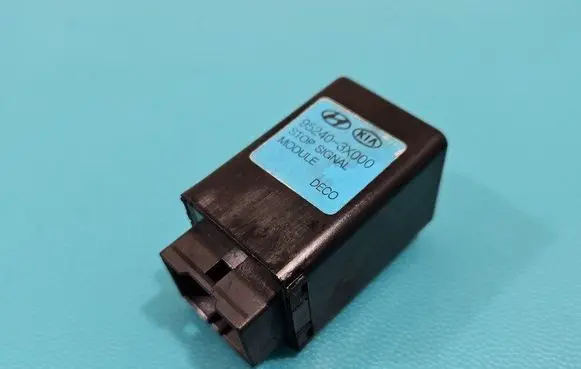 Hyundai Elantra Central body control module 95240-3X000 IMPRK1484607