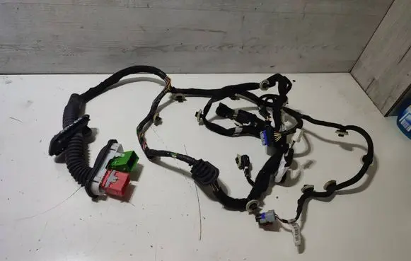 Peugeot 2008 II Front door wiring loom/harness boot 9835953180