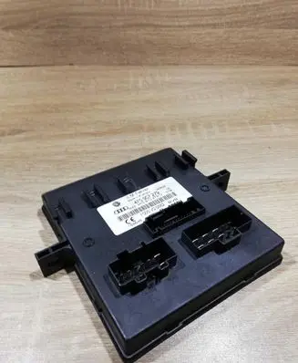 Audi A6 S6 C6 4F Comfort/convenience module 4F0907279 F005V00562