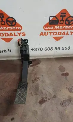 Audi A5 8T 8F Accelerator throttle pedal 8K1721523 15072010 6PV00950500