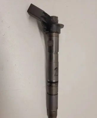 Audi A4 S4 B7 8E 8H Fuel injector 0986435 1DT209