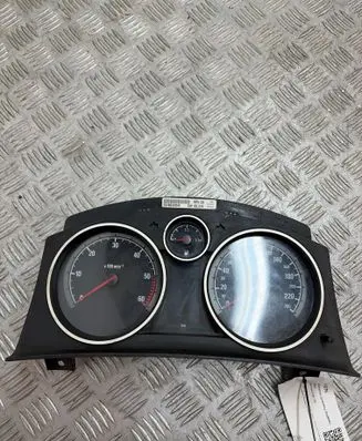 Opel Astra G Speedometer (instrument cluster) 13186323HE REV03 SW03314