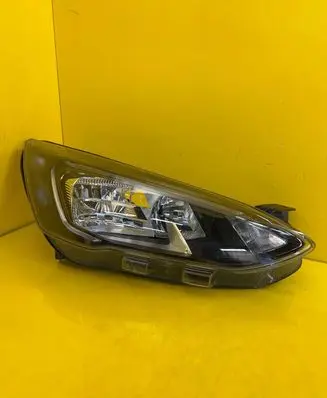 Ford Focus Headlight/headlamp MX7B-13E014-CC