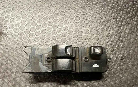 Mitsubishi Colt Electric window control switch MR587959 1137TH6 C8DD342M
