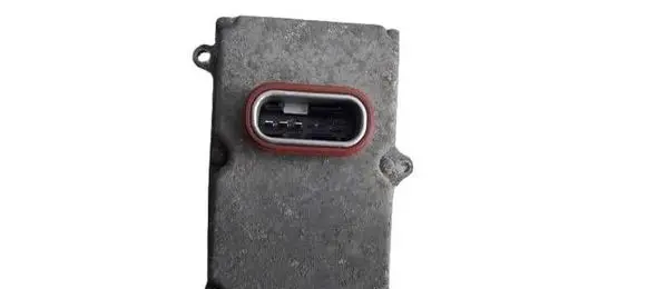 Mercedes-Benz ML W163 Headlight ballast module Xenon A0028202426