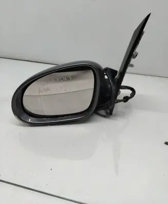 Volkswagen Golf Plus Front door electric wing mirror 076065
