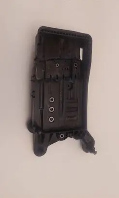 Volkswagen Tiguan Battery tray 5QF915331C 5QF915321C