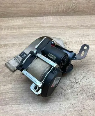 BMW 5 GT F07 Front seatbelt 620279300 622482300C