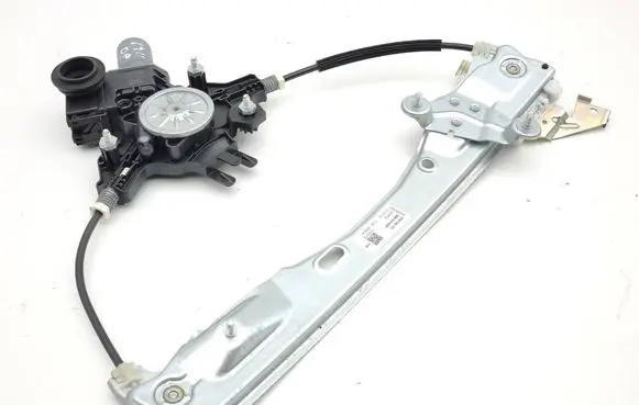 Toyota C-HR II Front door window regulator with motor 8571010131 0620208780 554106101