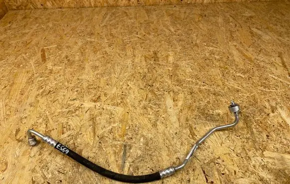 Mercedes-Benz CLS C218 X218 Air conditioning (A/C) pipe/hose A2138305100