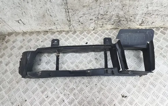 Ford Focus Intercooler air guide/duct channel F1EB8314AB