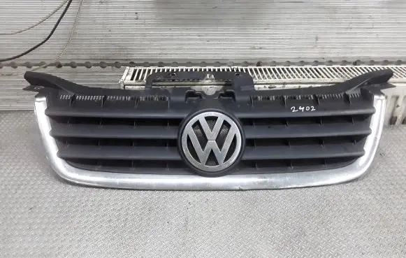 Volkswagen Touran I Front bumper upper radiator grill 1T0853651