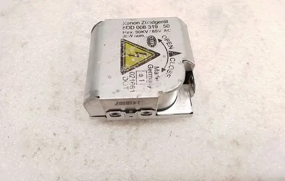 BMW X5 E53 Headlight ballast module Xenon 5DD00831950