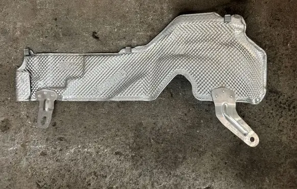 BMW 7 F01 F02 F03 F04 Heat shield in engine bay 51487270537 24640010