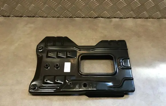 Battery box tray