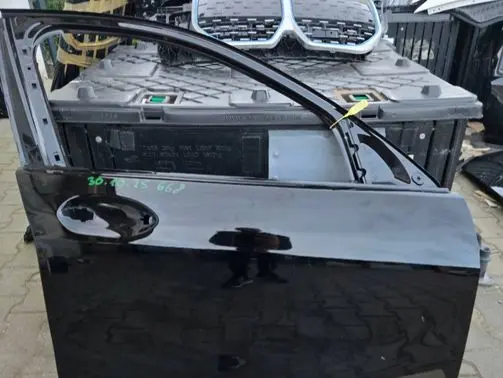 BMW 1 F40 Front door