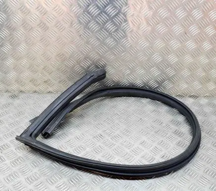 Maserati GranTurismo Rubber seal front coupe door 80089200