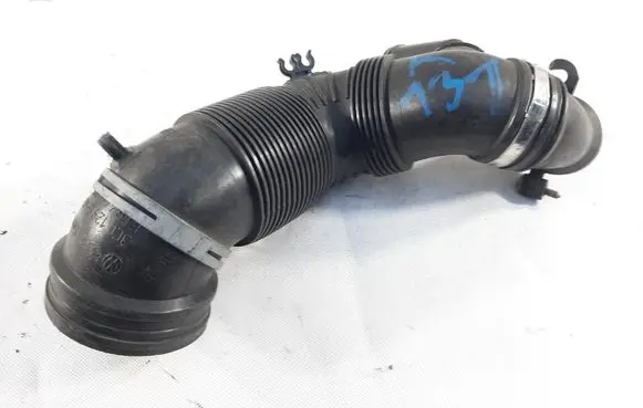 Volkswagen Golf VI Air intake hose/pipe 3C0129654