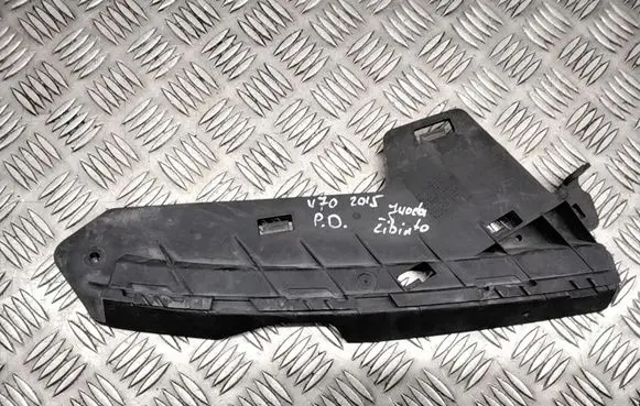 Volvo V70 Headlight/headlamp mounting bracket 30796388