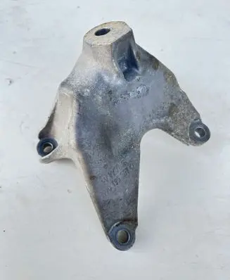 Audi A8 S8 D5 Engine mounting bracket 8W0199307Q