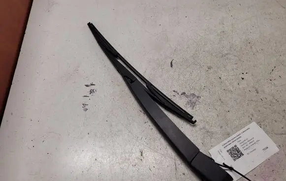 Opel Antara Rear wiper blade arm