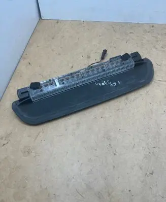 BMW 5 E60 E61 Third/center stoplight 6927017 229901 010824