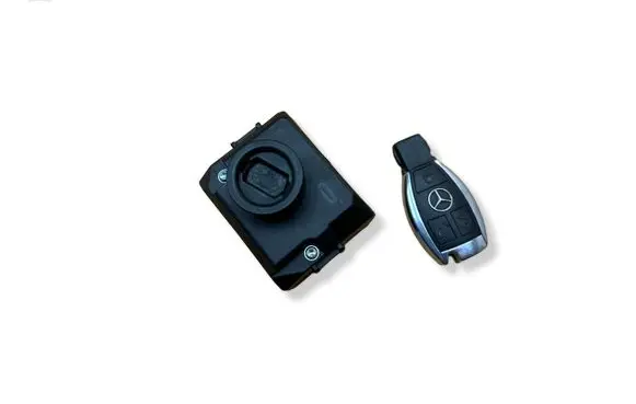 Mercedes-Benz S W221 Ignition lock A2215450708