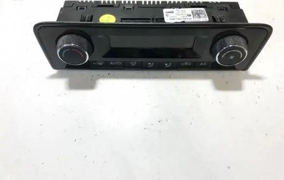 Skoda Fabia Mk3 (NJ) Climate control unit 6v0907044c e10816842