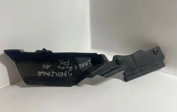 Fender end trim