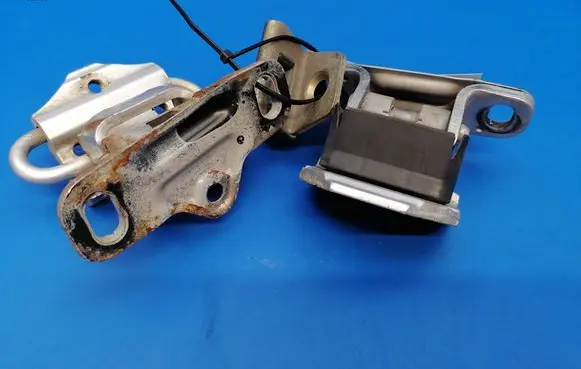 Volvo 760 Rear door hinge set 