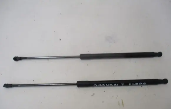 Nissan Qashqai Tailgate strut 