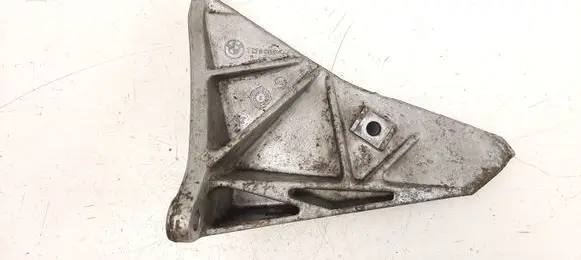 BMW 7 E32 Engine mounting bracket 1129806