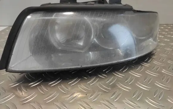 Audi A4 S4 B6 8E 8H Headlight/headlamp 8E0941003