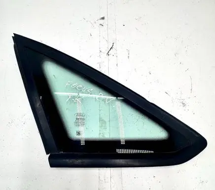 Ford Focus Rear side window DOT376M2H4 F297B01A