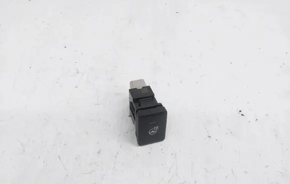Mitsubishi Outlander Steering wheel heating switch 8612A050