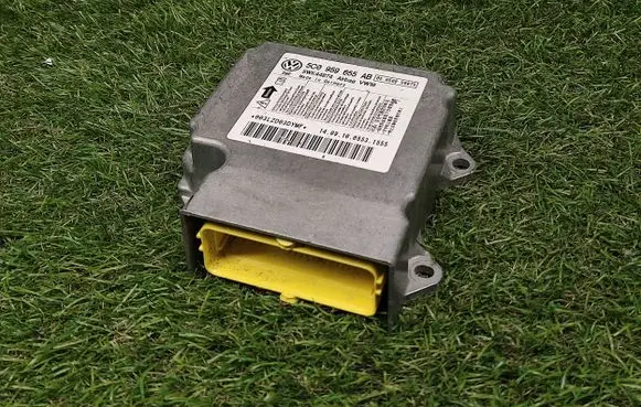 Volkswagen Jetta VI Airbag control unit/module 5C0959655AB 5WK44874
