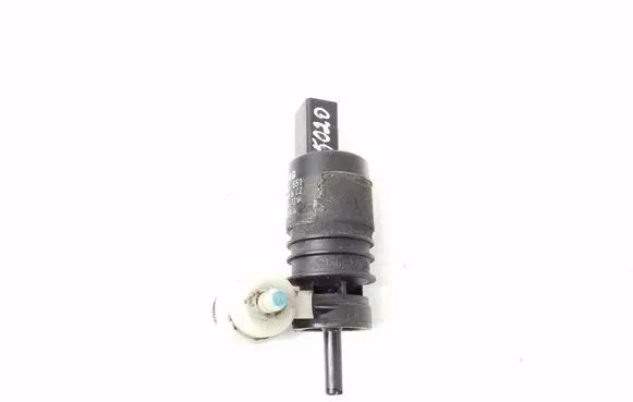 Porsche Macan (95B) Windscreen/windshield washer pump 1K6955651