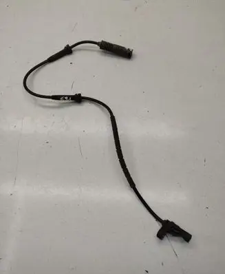 BMW 1 E81 E87 ABS brake wheel speed sensor 6762465