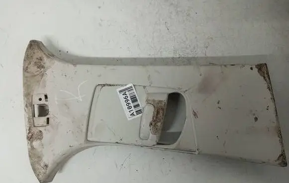 Ford Focus (B) pillar trim (top) bm51a24582a