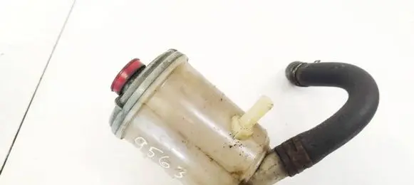 Brake fluid reservoir