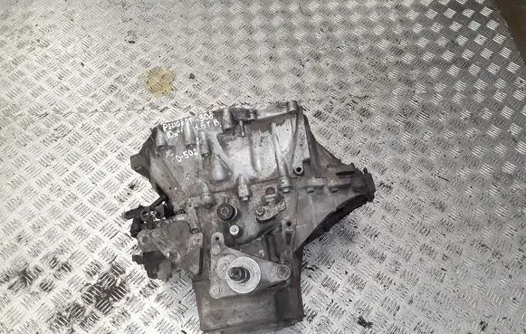 Peugeot 308cc Manual 6 speed gearbox 9682456310