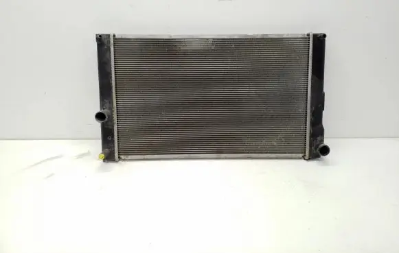 Toyota Prius+ (ZVW40) Coolant radiator