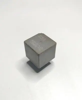 Opel Sintra Hazard warning light relay VF2811F14Z01 12088592P00