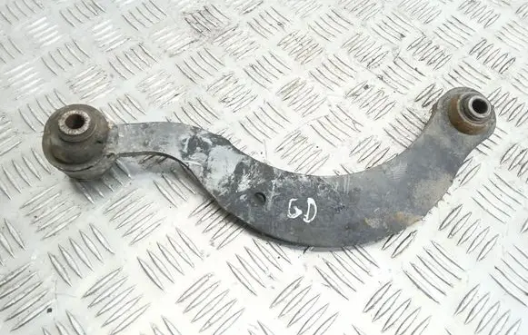 Toyota Avensis T270 Rear upper control arm/wishbone