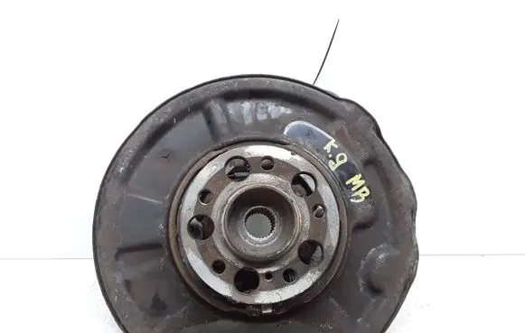 Mercedes-Benz CLS C219 Rear wheel hub spindle/knuckle 