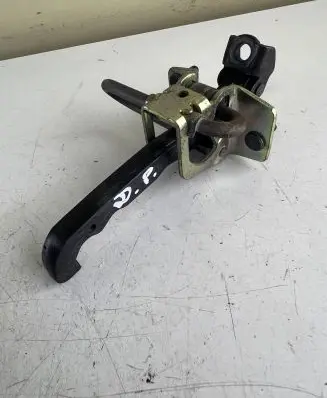 Volvo V50 Front door check strap stopper